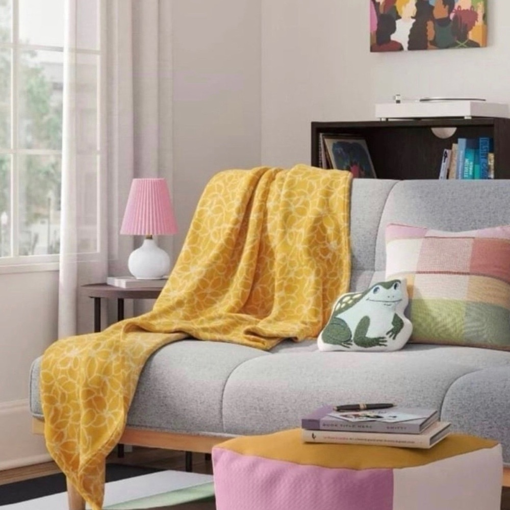 Room Essentials Frog Shaped Embroidered Cotton Throw Pillow Green - Target - Picture 2 of 7